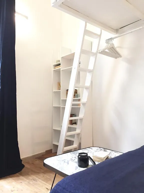 Hirondelle Apartment *
